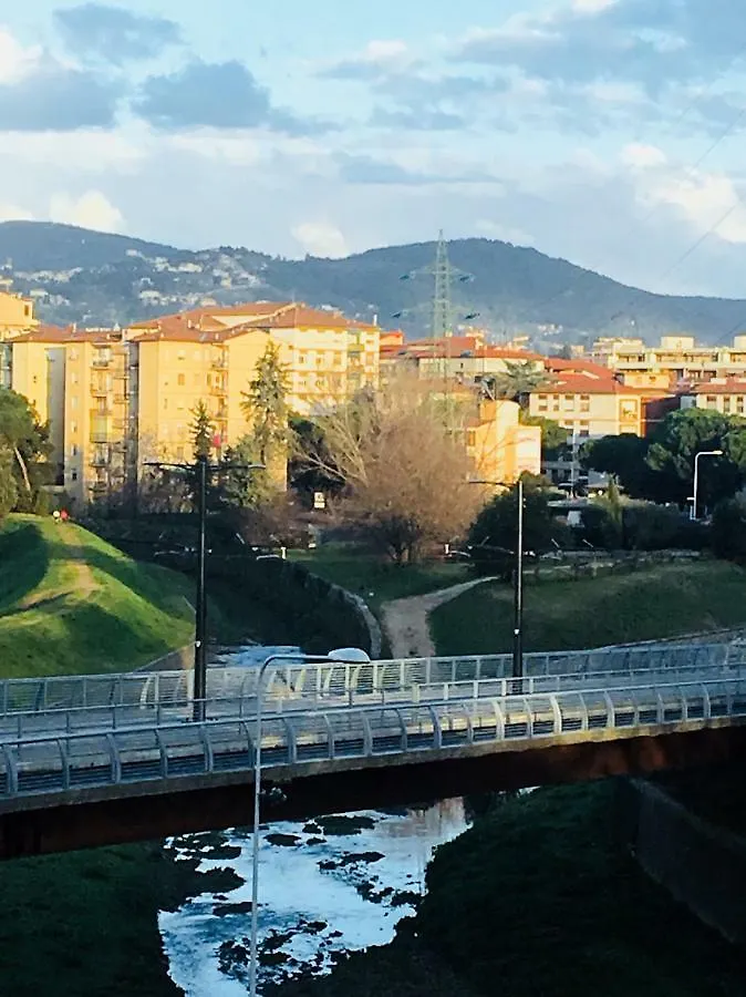 Lumina Apartment & Free Parking Florence Italy