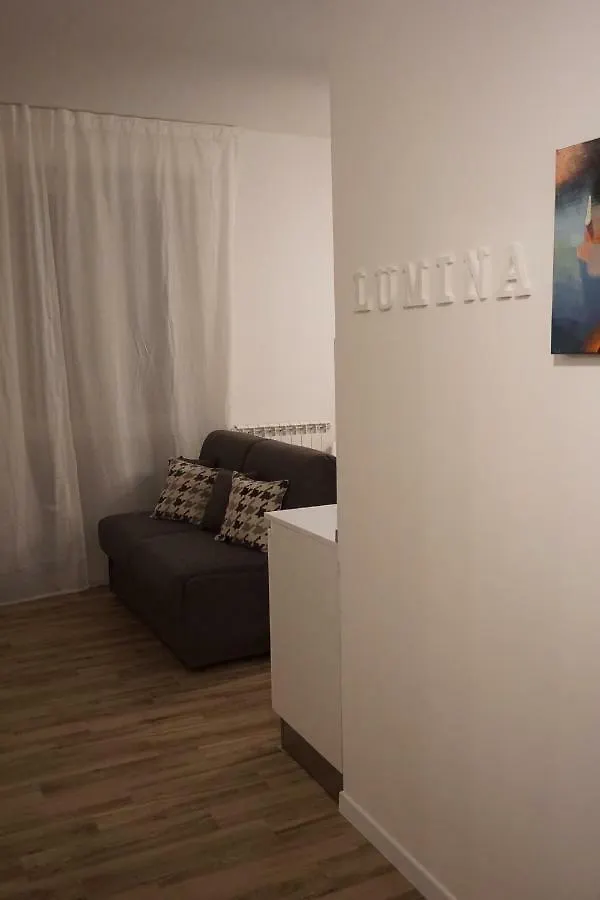 Lumina Apartment & Free Parking Florence Italy